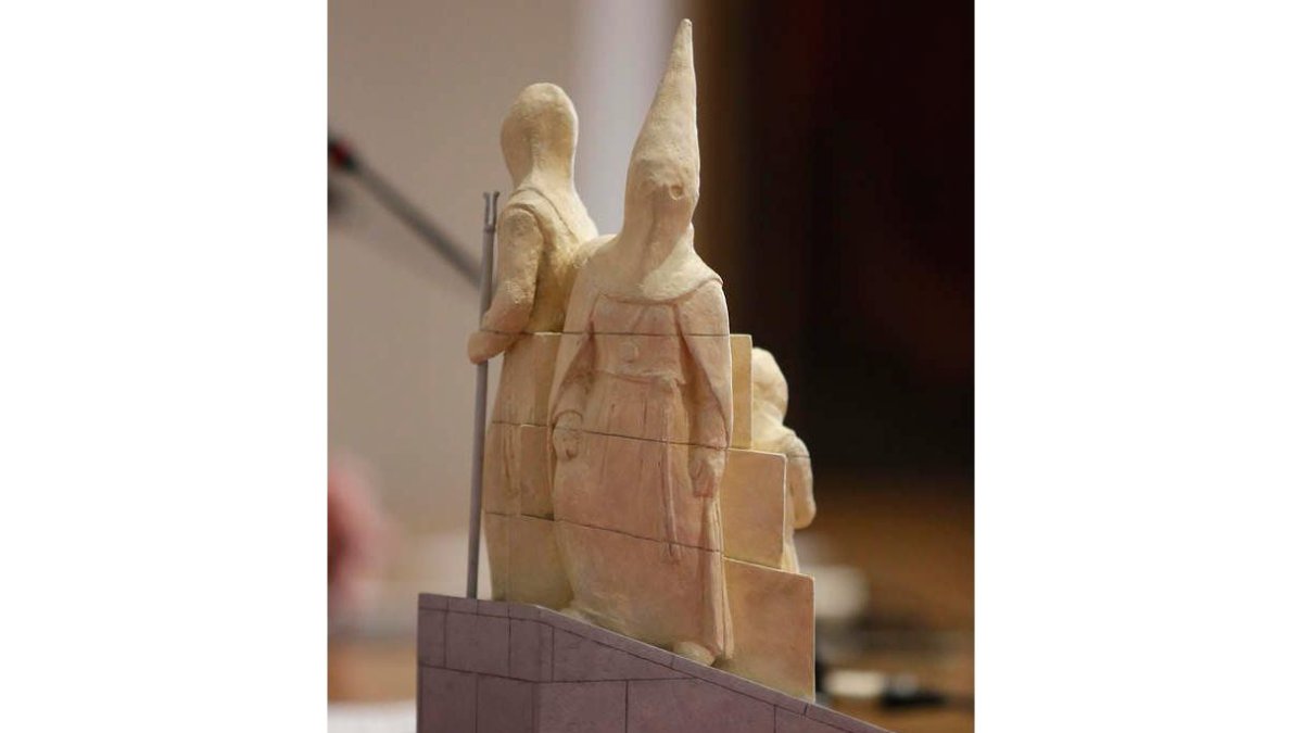 Maqueta del monumento, que será una realidad el próximo otoño. FERNANDO OTERO
