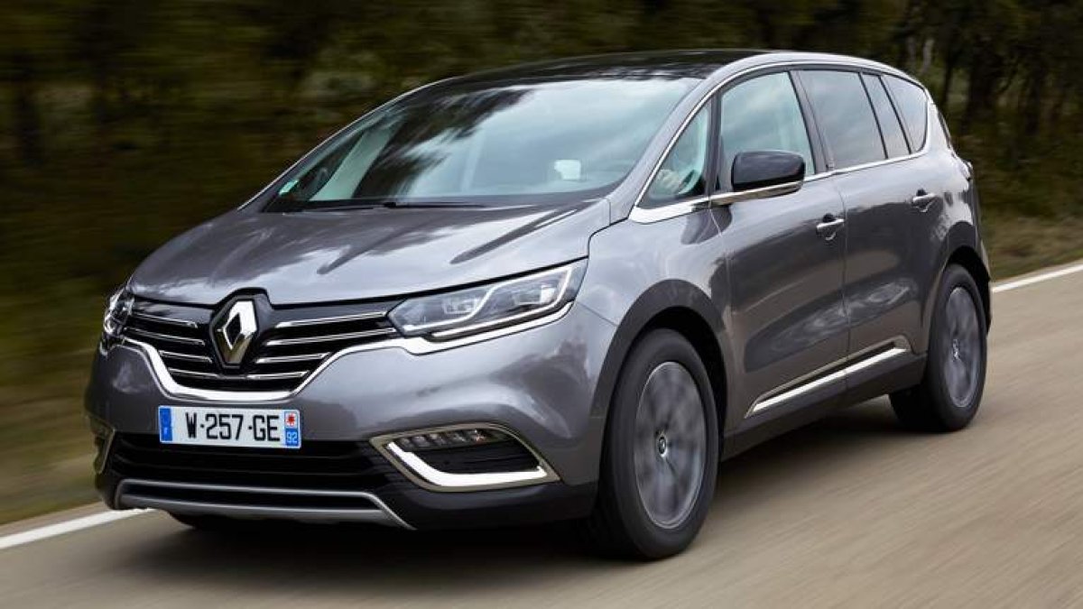 Renault ‘practica’ un diseño más estilizado en la quinta generación del monovolumen Espace.