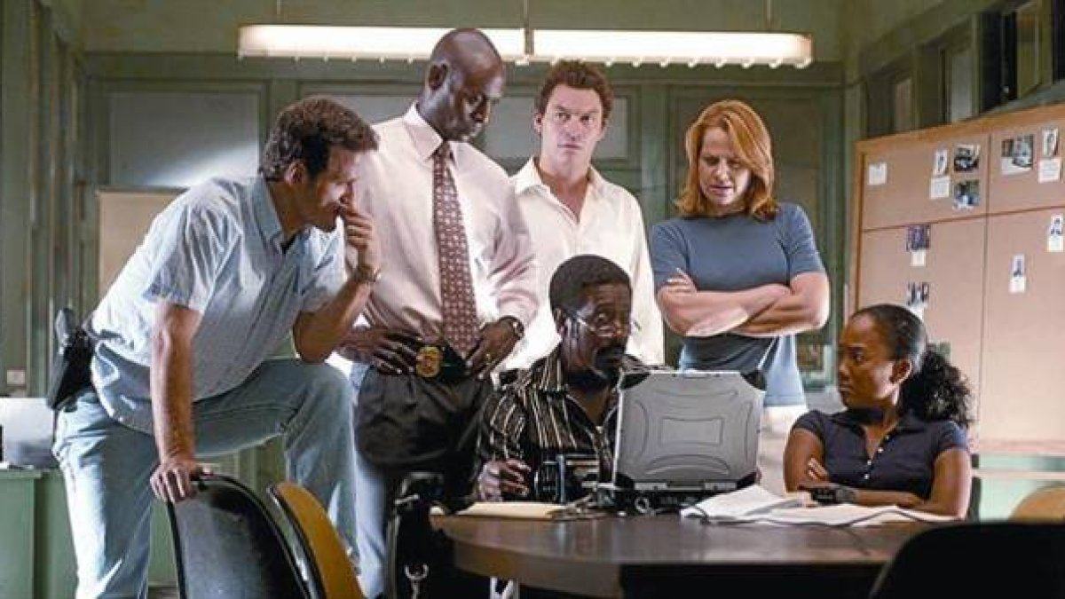 Los principales (y muy carismáticos) protagonistas del cuerpo de policía de Baltimore, en una imagen de 'The wire'.