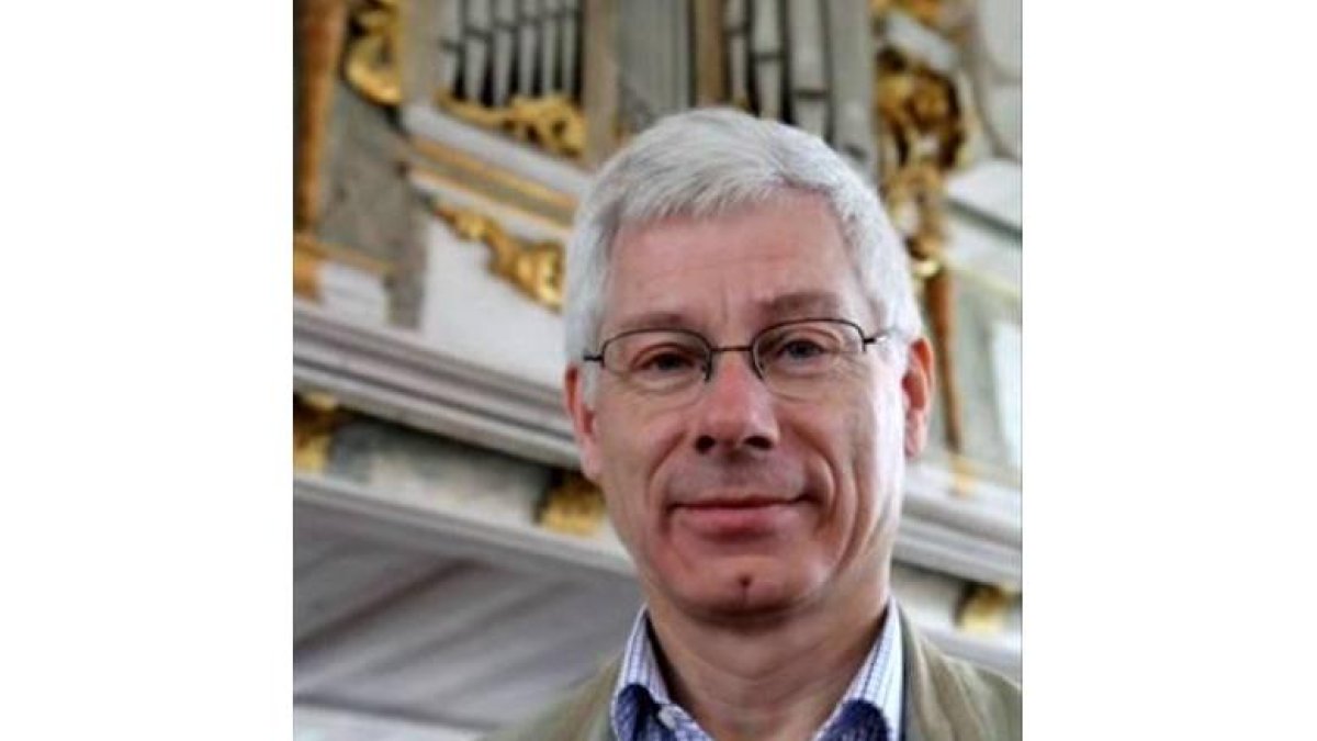 El organista sueco Hans Fagius