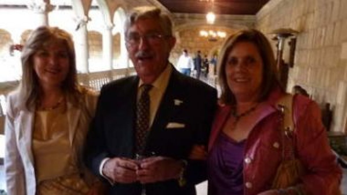 Enrique Sánchez del Villar Hevia en San Marcos tras el pregón.