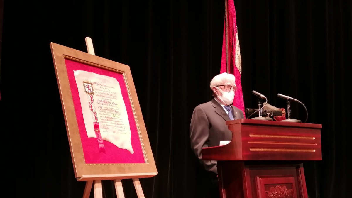 Cesáreo González Diez, durante el acto de esta mañana. MARCIANO PÉREZ