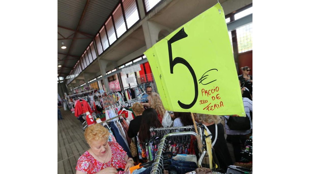 Una de las últimas ediciones de la Feria de las Rebajas. ANA F. BARREDO