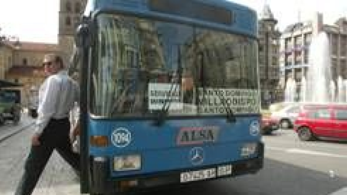 El plan de transporte prevé aumentar el número de líneas existente y reducir los tiempos de espera