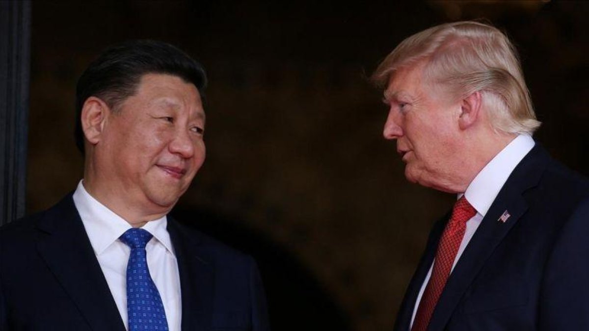 El presidente de EEUU, Donald Trump, recibe al presidente chino, Xi Jinping, el pasado 6 de abril.