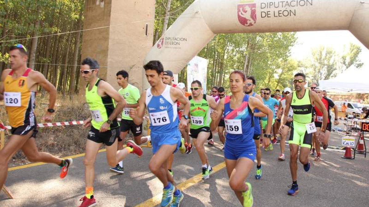 Alberto González marcó desde el inicio el ritmo más poderoso para hacerse con el triunfo. DL