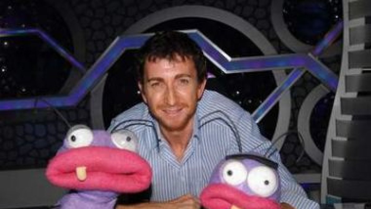 El presentador del programa, Pablo Motos, junto a Trancas y Barrancas.