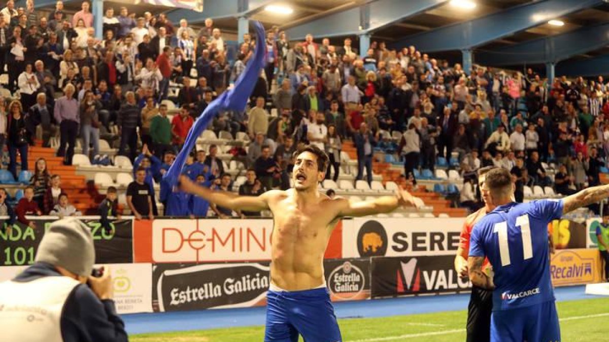 Pallarés marcó el gol del triunfo ante el Pontevedra en el partido de primera vuelta en el minuto 95