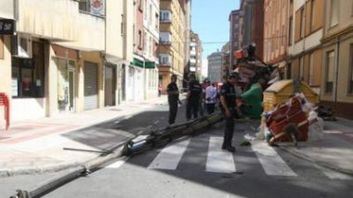 Aspecto que presentaba la zona del accidente pocos instantes después de que ocurriera.