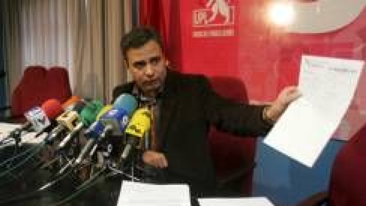 Joaquín Otero realizará tres preguntas hoy ante las Cortes castellanas