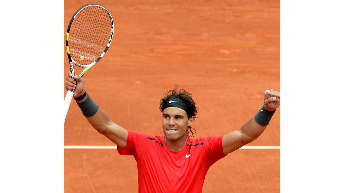 Rafa Nadal celebra su triunfo ante Nicolás Almagro.