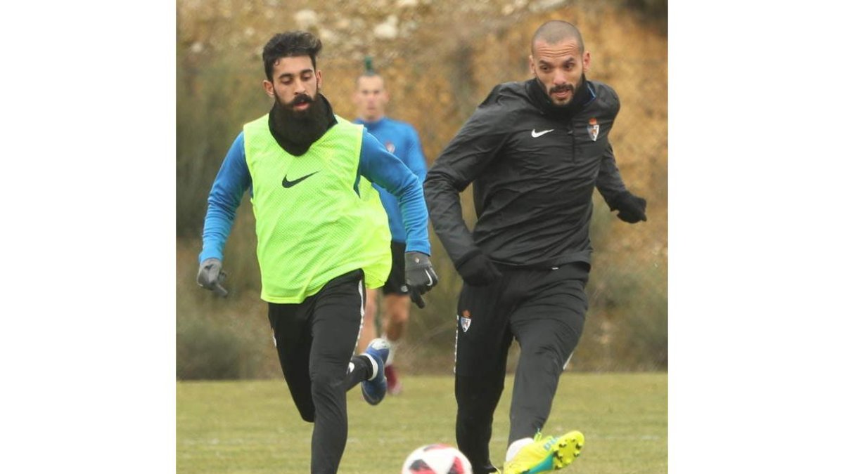 Yuri entró en la convocatoria y será titular ante el San Sebastián de los Reyes. L. DE LA MATA