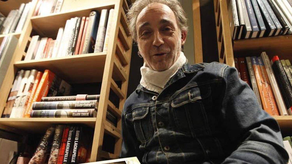 El fotógrafo leonés Alberto García-Alix durante la presentación de su libro ‘Autorretrato’ en Madrid.