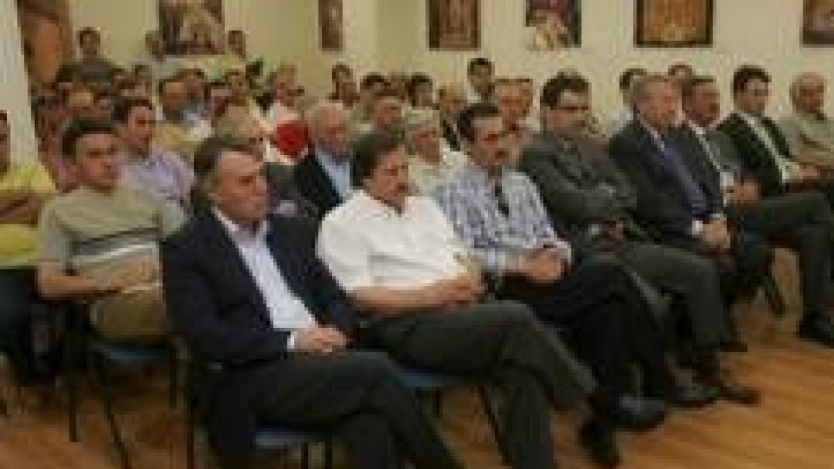 El público, un día más, volvió a llenar el Club de Prensa en la jornada