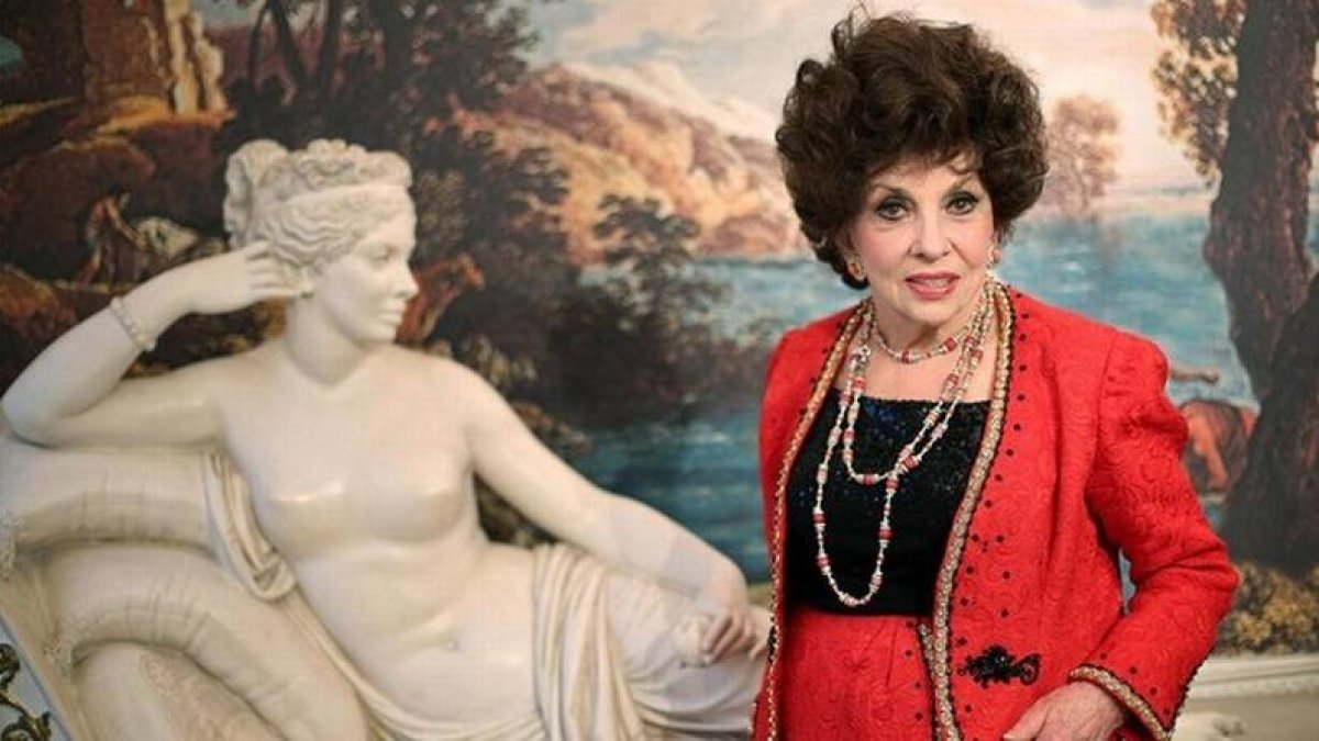 Gina Lollobrigida, en su casa de Roma, en enero del 2013.