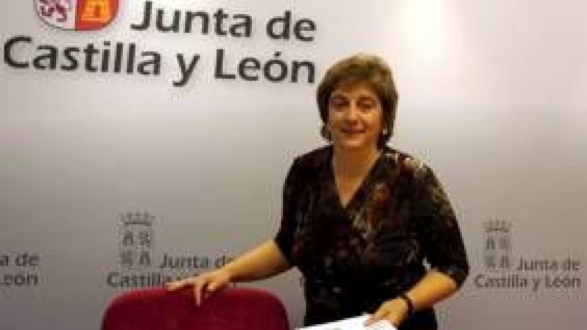 La vicepresidente de la Junta y consejera de Medio Ambiente, María Jesús Ruiz, presentó el balance