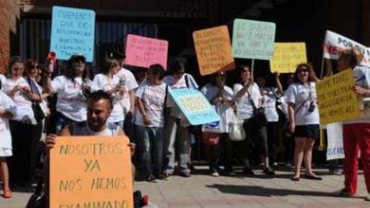 Un grupo de afectados se manifestó en León en septiembre del año pasado.
