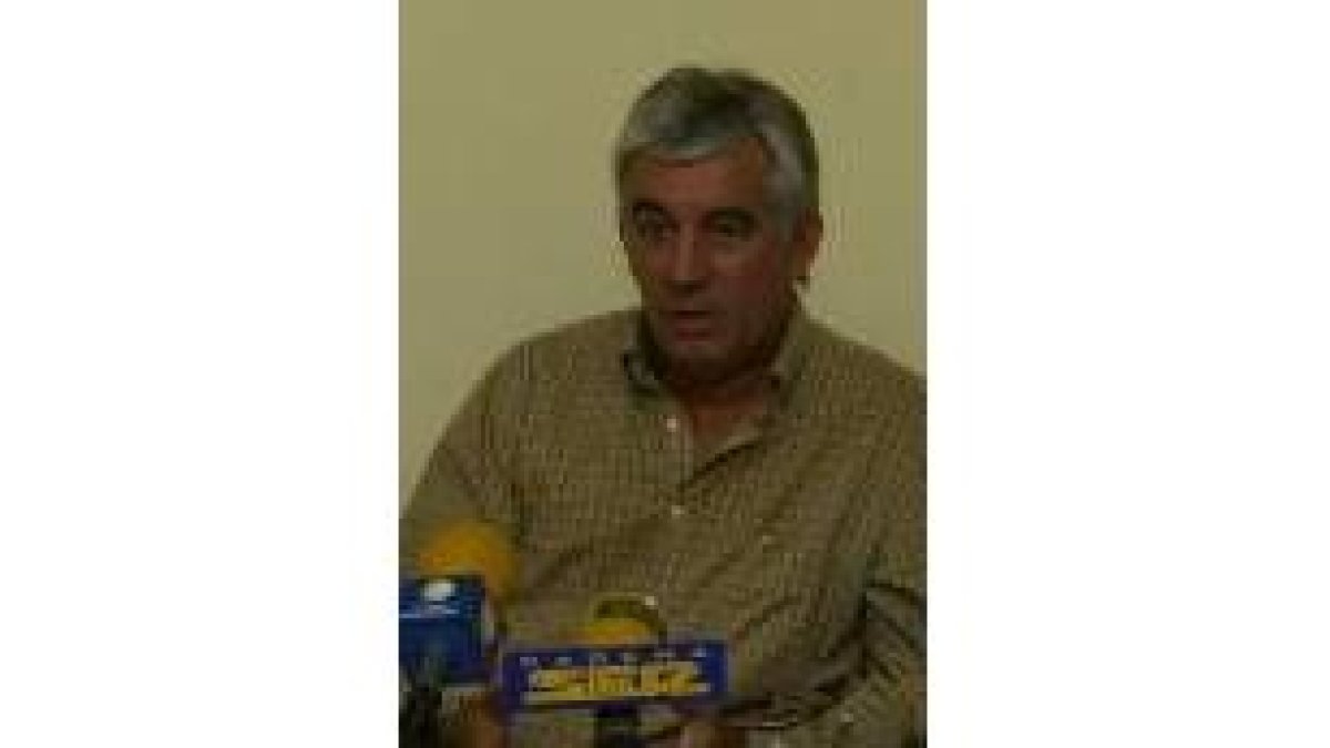 Manolo Tomé podrá contar ya con Cembranos ante los asturianos
