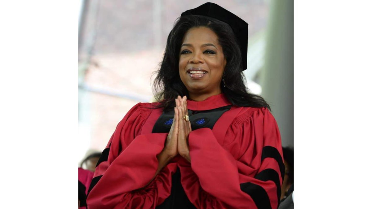 Oprah Winfrey, en la ceremonia de graduación de Harvard, en Cambridge.