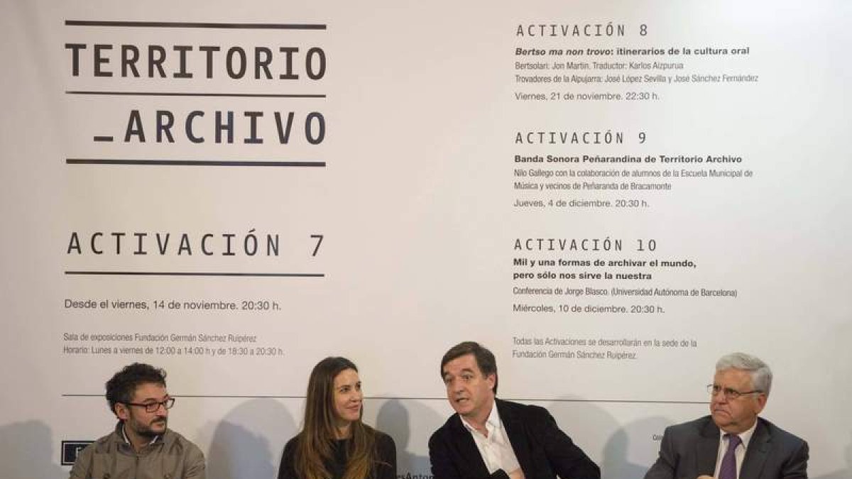 Alfredo Puente, Rosa Yagüe, Javier Valbuena y Antonio Basanta, ayer, en la presentación.