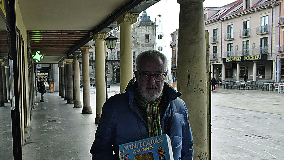 César Alonso, propietario de Confitería Alonso. A. R.
