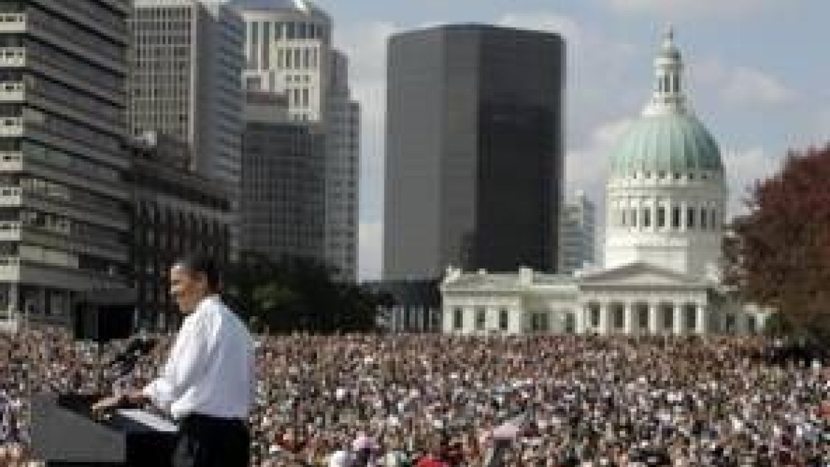Obama inició una gira por los Estados clave para ganar las elecciones