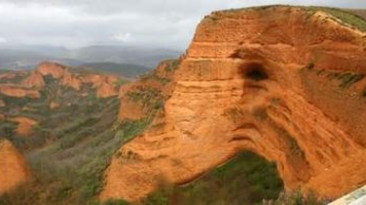 La declaración de Espacio Cultural de Las Médulas supondrá coordinar mejor todos los usos del paraje