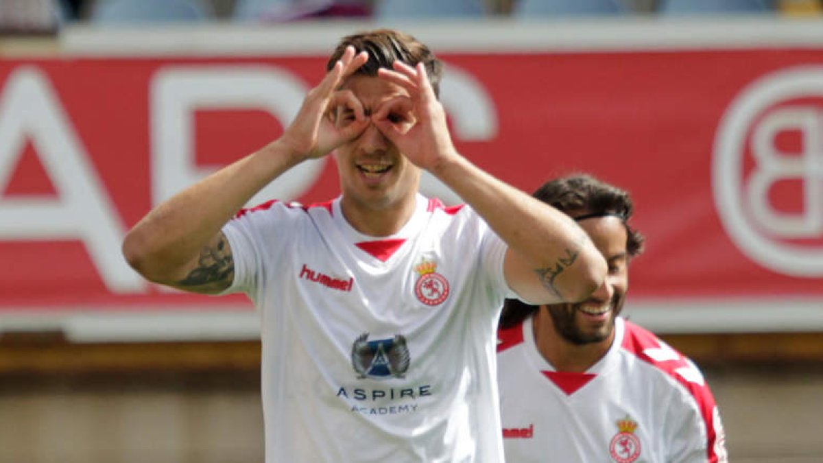 Yeray González tiene dos años de contrato por delante con la Cultural y Deportiva Leonesa, hasta junio de 2021. MARCIANO PÉREZ