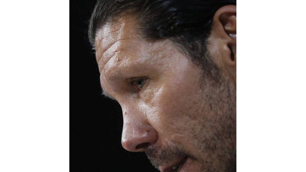 Diego Simeone tratará de frenar el ímpetu madridista en ataque.