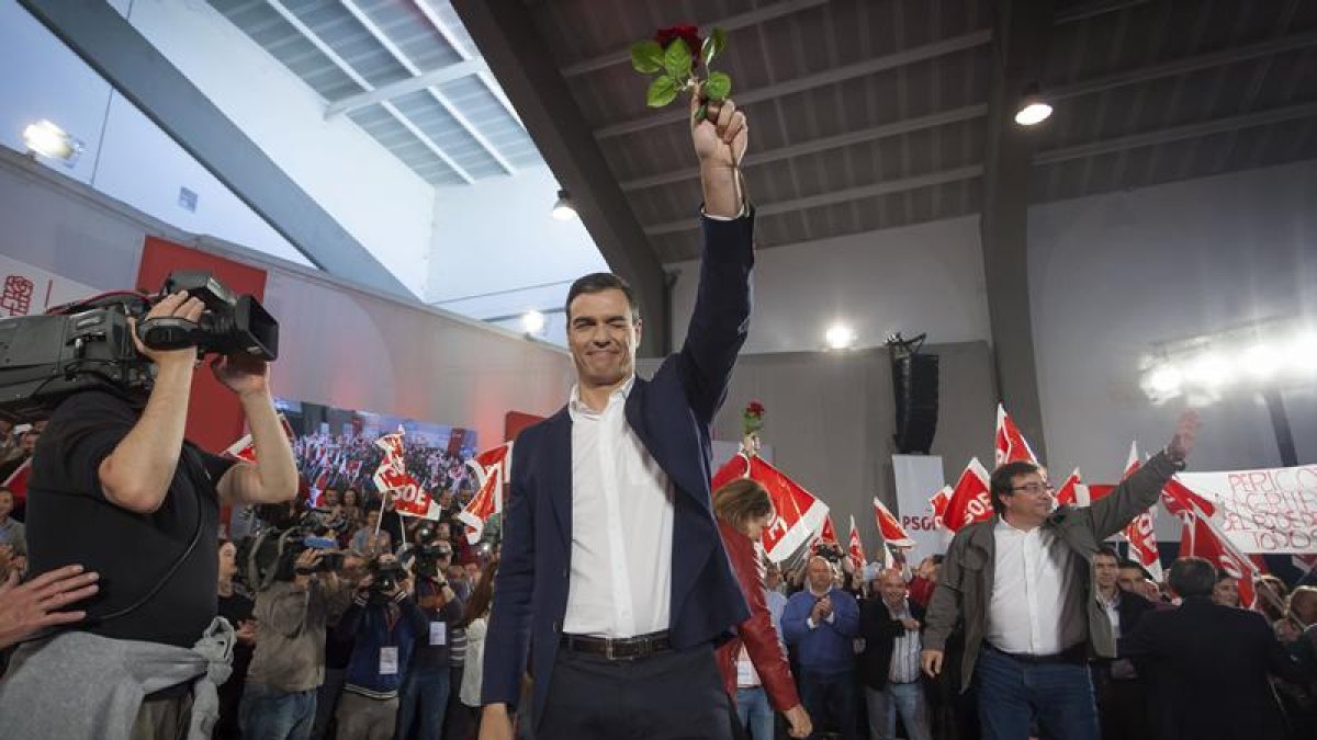 El líder del PSOE, Pedro Sánchez, ayer en Mérida. JERO MORALES