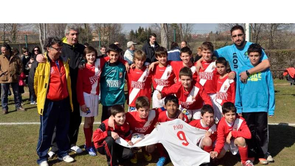 Formación del equipo del San Lorenzo que lidera la 1.ª División Provincial Alevín.