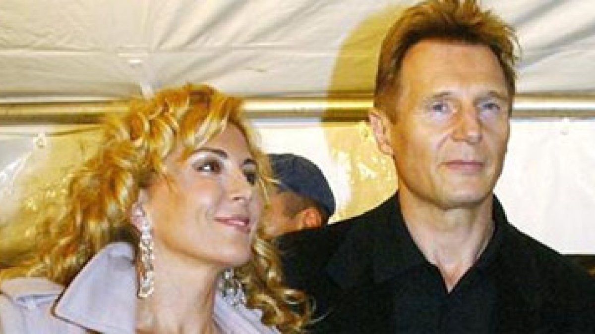 Natasha Richardson junto a su marido Liam Neeson.