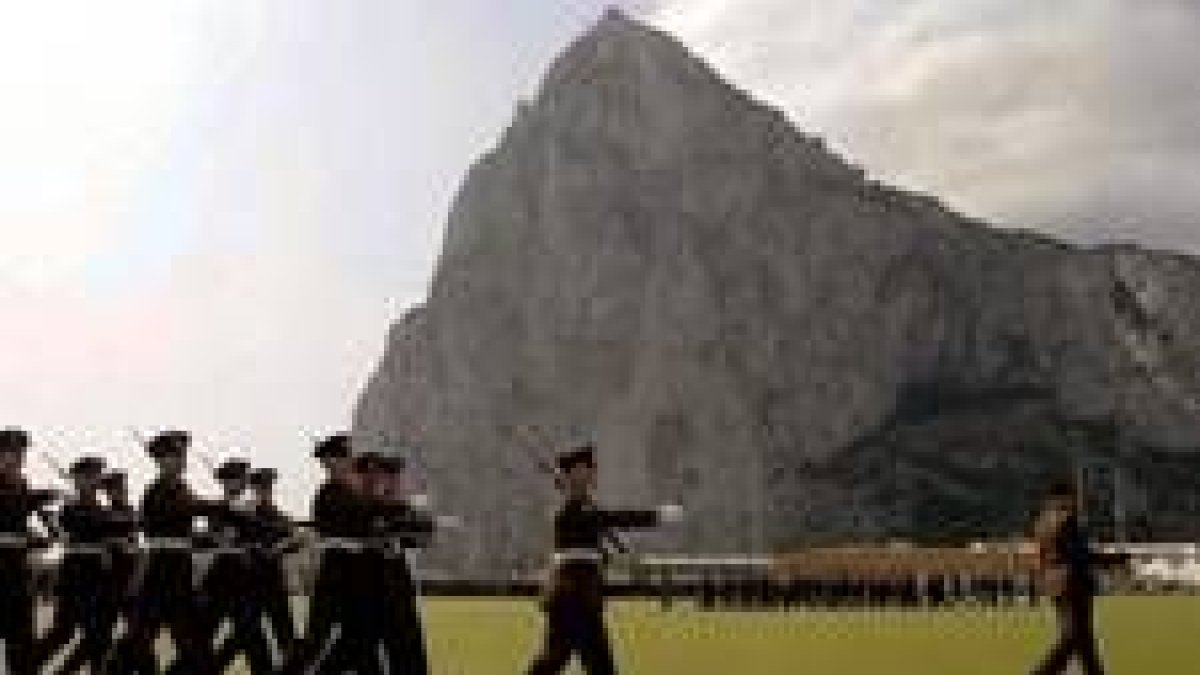 Celebración, el pasado marzo, a cargo del Ejército británico de la toma del Peñón hace 300 años