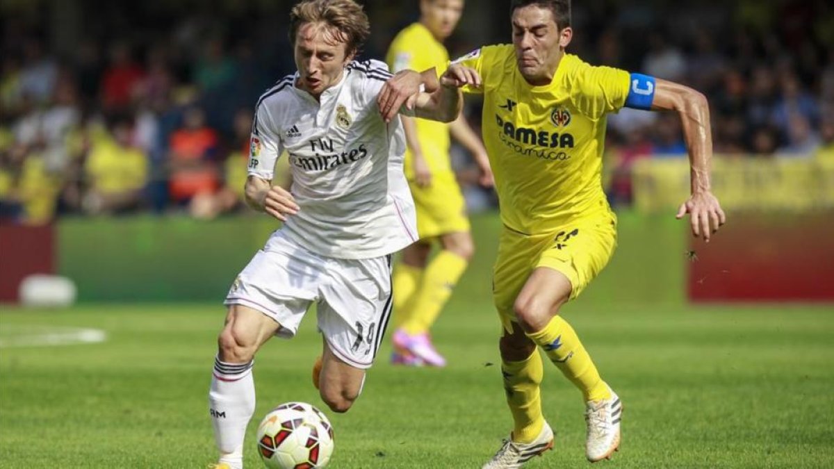 Modric, durante un partido entre el Villarreal y el Madrid.