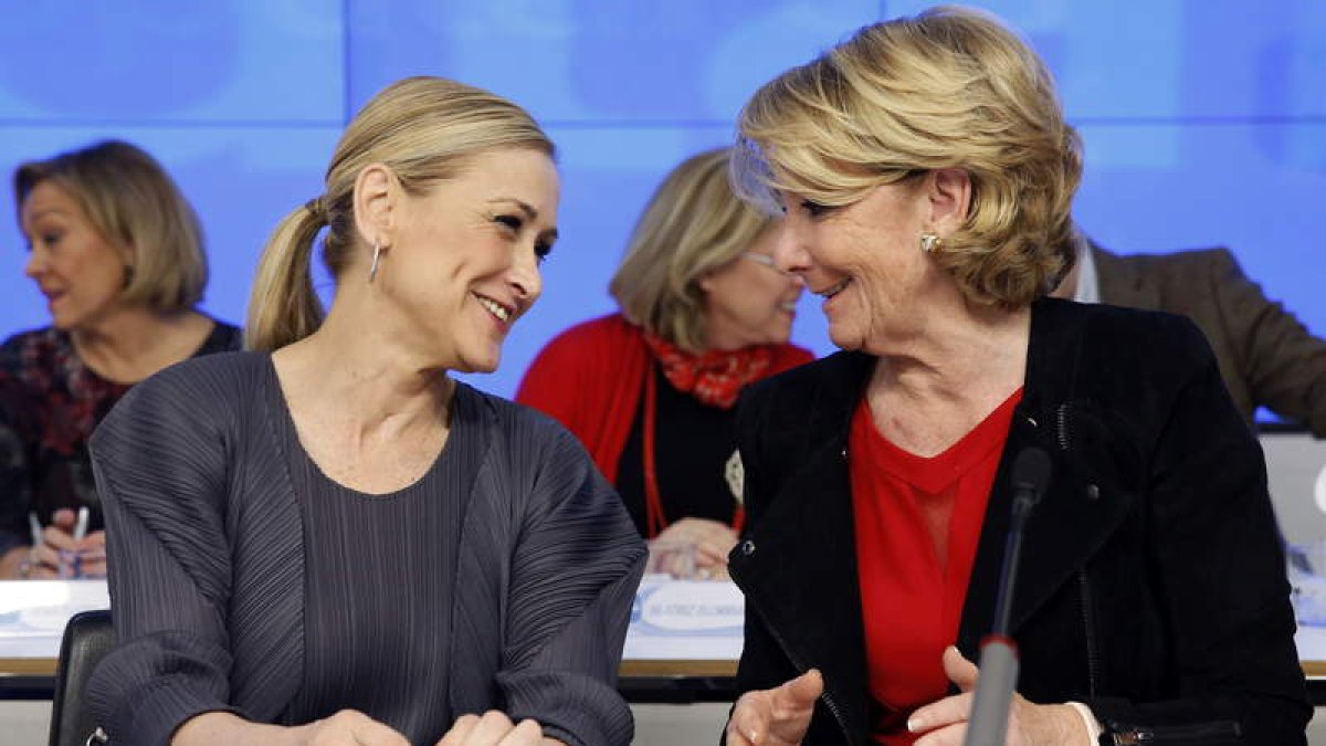 Cifuentes y Aguirre en la Junta Directiva Regional del PP.
