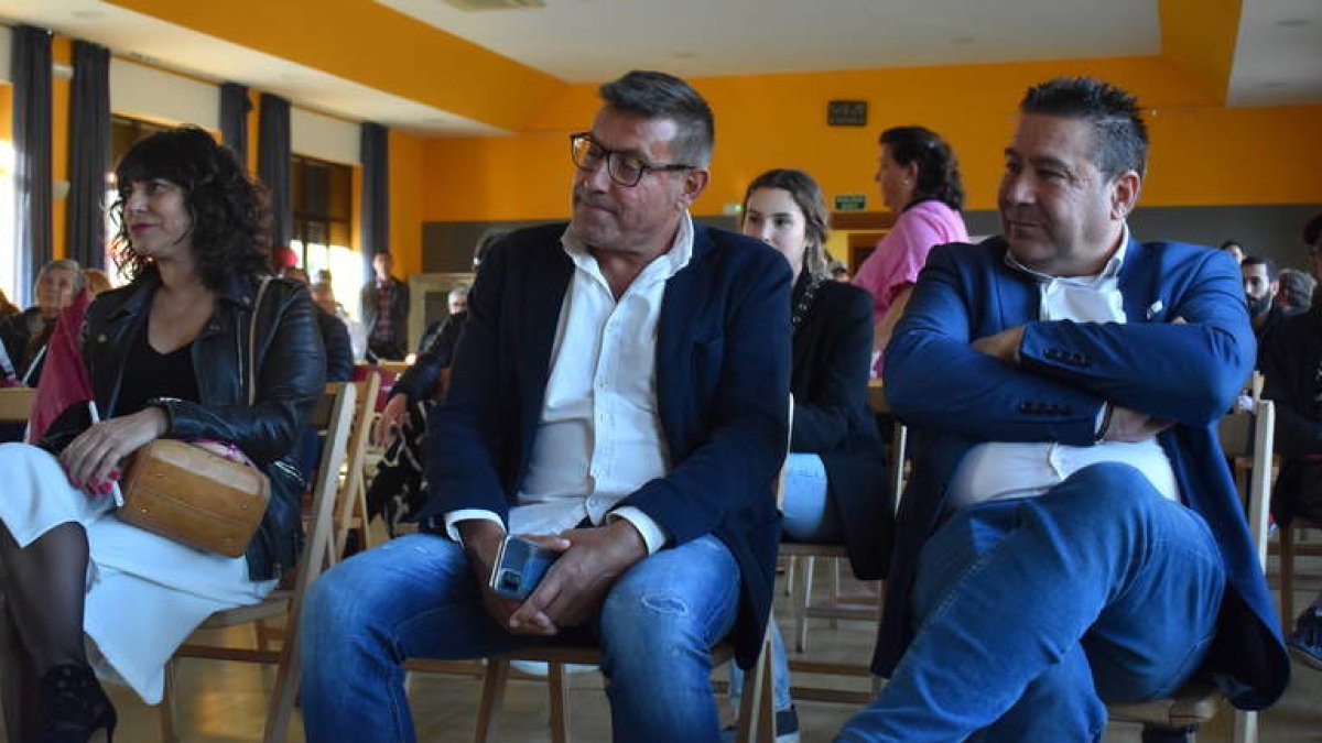 Vicente Sevillano y Luis Mariano Santos, ayer. DL