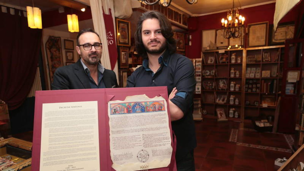 Suárez y Asensio, con su facsímil, que se inspira en los tumbos de Toxos Outos y Compostela, y en el Libro de las Estampas