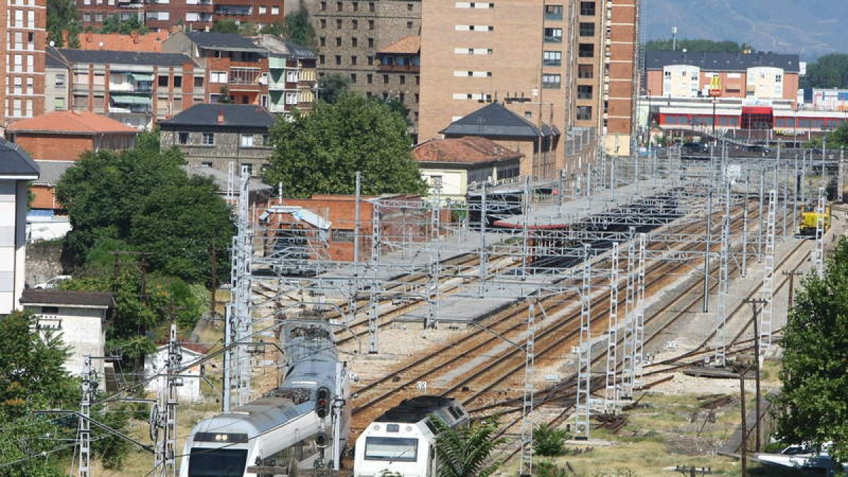 Foto de archivo de la zona ferroviaria de Ponferrada. L. DE LA MATA