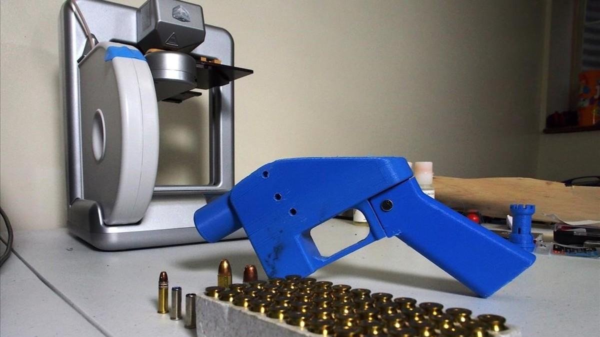Una pistola fabricada mediante una impresora 3D. /
