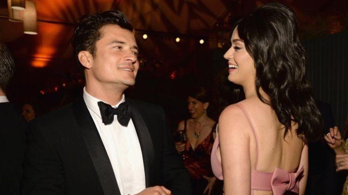 Katy Perry sorprende a Orlando Bloom con una fiesta sorpresa por su 40 cumpleaños.