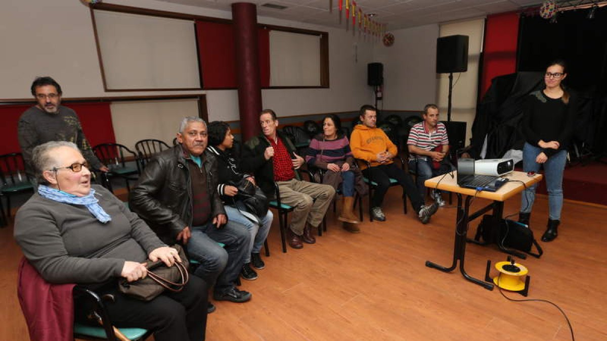 Un taller sobre hábitos saludables abrió ayer las actividades en el Centro de Participación.