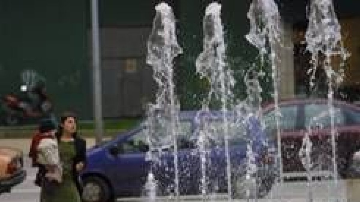 Los socialistas entienden que la renovación de la red de suministro de agua no será suficiente