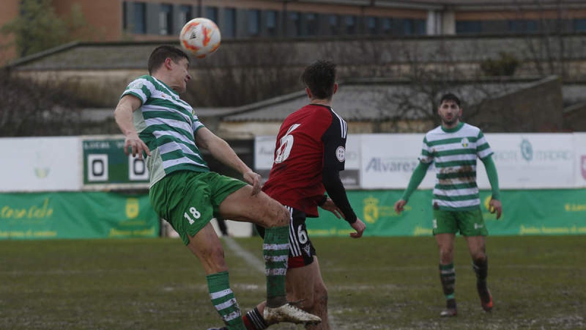 El CD La Virgen cayó derrotado por el Mirandés B. F. OTERO
