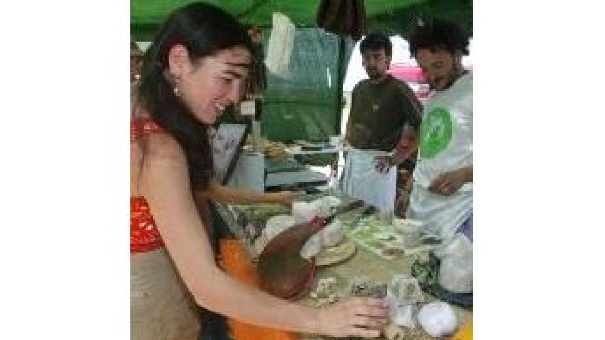 En el mercado se presentaron productos autóctonos