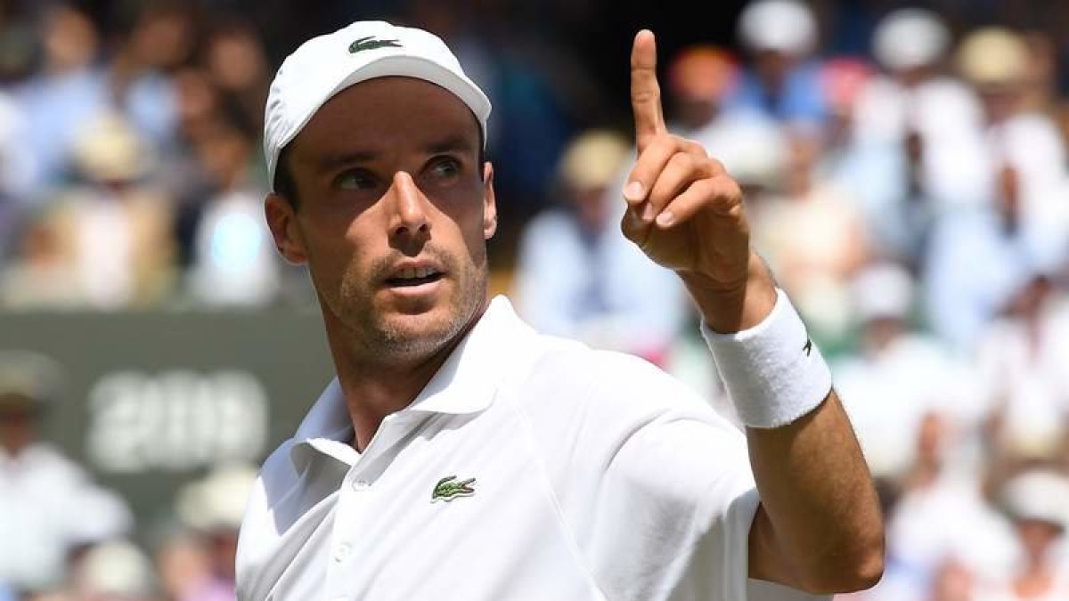 Roberto Bautista se cuela por primera vez en su trayectoria entre los 10 primeros de un ránking ATP. RÁIN.