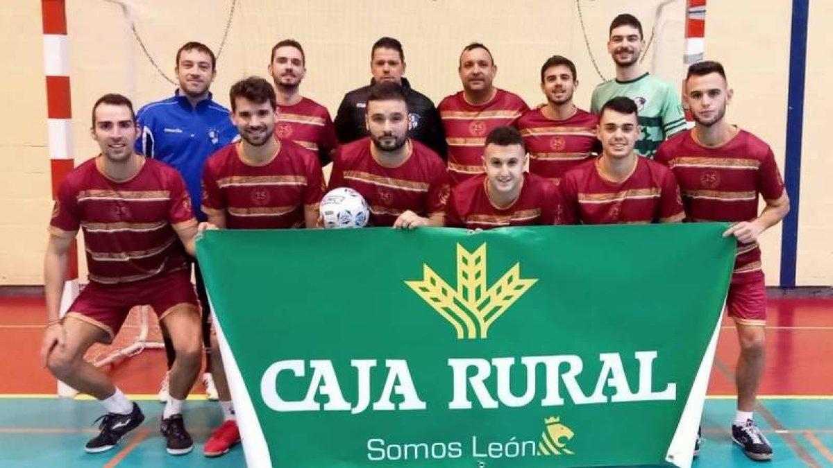 Formación del equipo del Racing de León que disputa la Liga Asolefusa/Caja Rural. DL