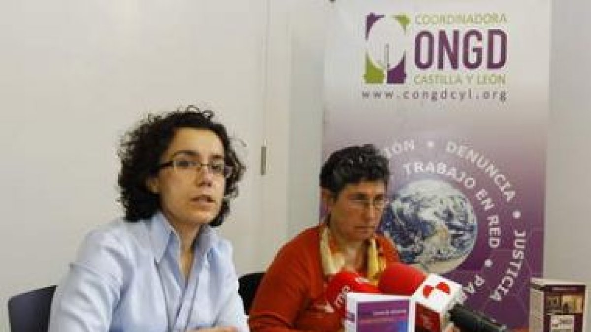 Maite Robles y María Fernanda Domínguez.