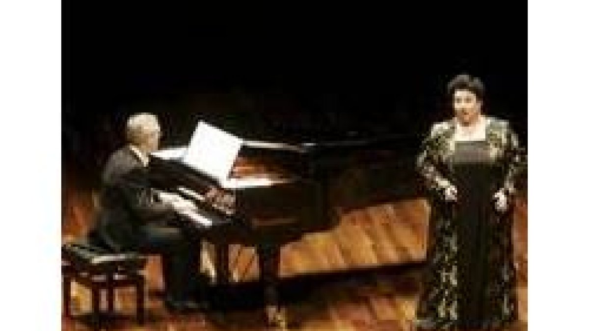 La soprano Cheryl Studer con el pianista Jonathan Alder