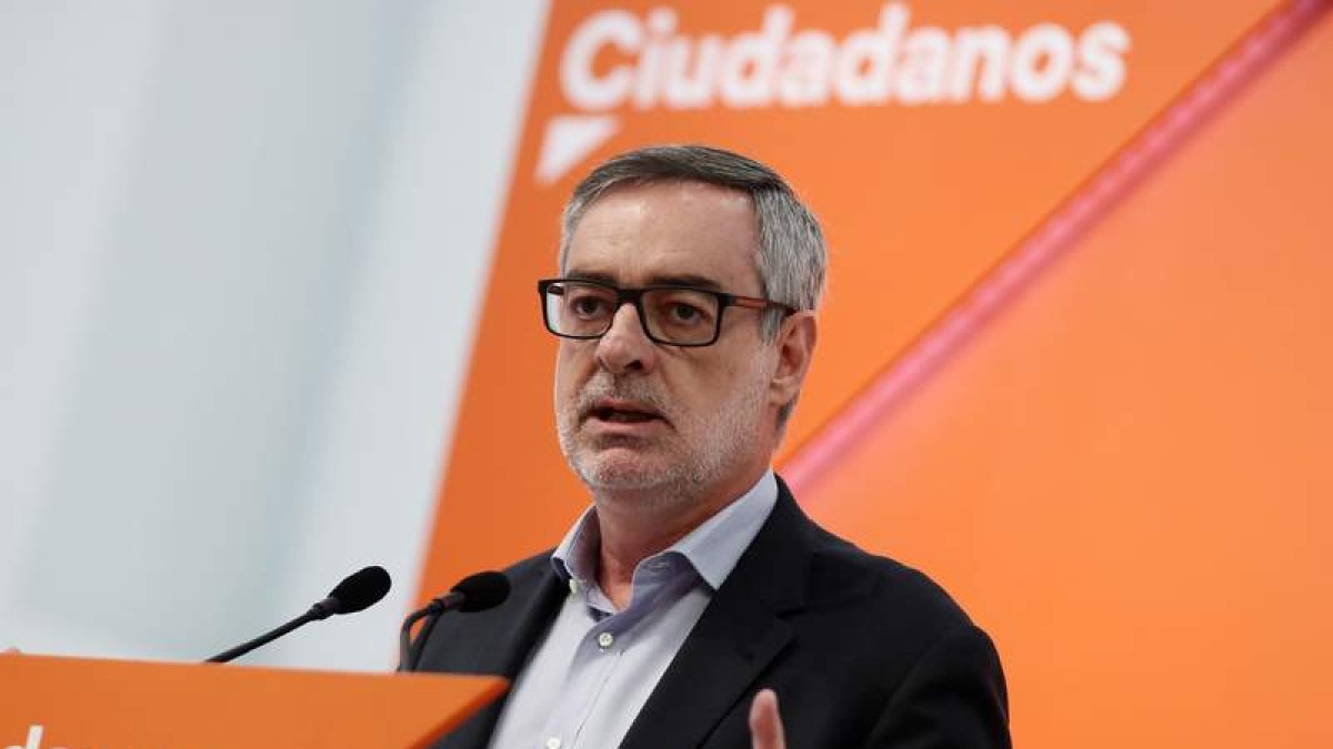 El secretario general del partido, José Manuel Villegas pidió ayer a Sánchez reactivar el 155. MARISCAL