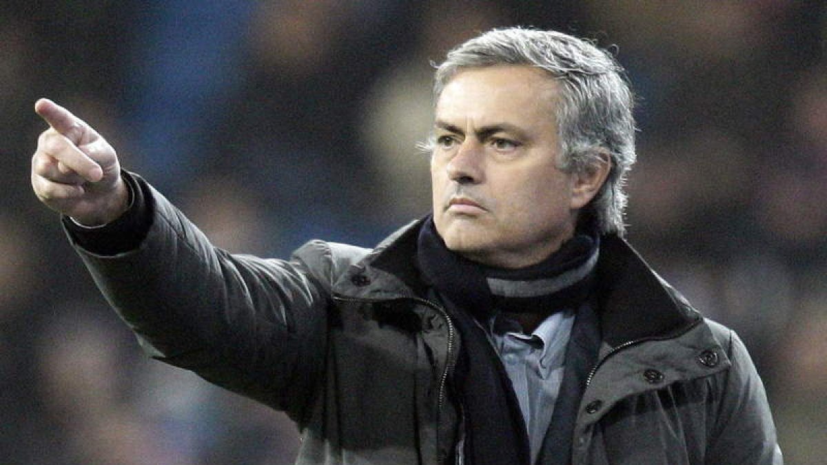 Mourinho insiste en que «algún día» volverá a entrenar a la liga inglesa.